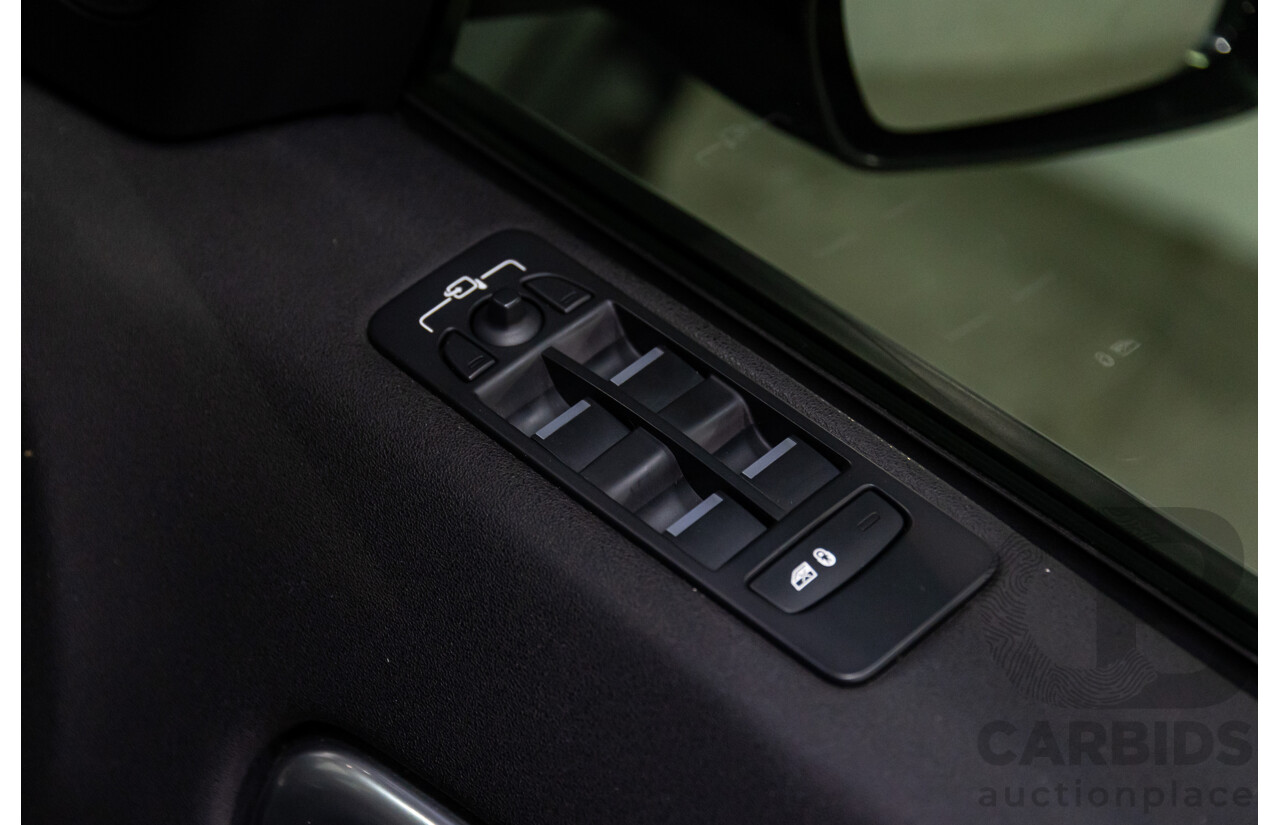 02/2018 Land Rover Discovery Sport Si4 SE Dynamic Design Pack (177kW AWD) 5 Seat L550 MY18 4D Wagon Corris Grey Metallic/ Santorini Black Roof Turbo 2.0L