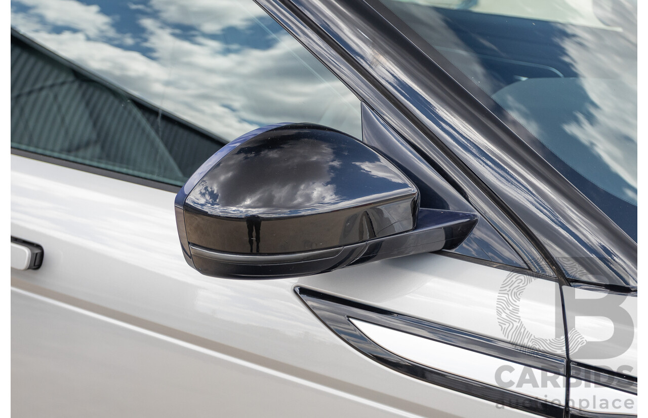 1/2020 Land Rover Range Rover Evoque P200 S (147kW) (AWD) L551 MY20.25 4D Wagon Seoul Silver Pearl Turbo 2.0L