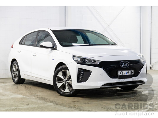 07/2019 Hyundai Ioniq Electric Elite (FWD) Black Grille AE.3 MY20 4d Hatchback Polar White Dedicated Electric EV 100kW