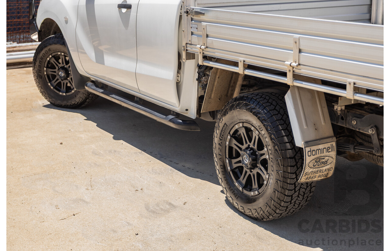 12/2016 Mazda BT-50 XT Hi-Rider (4x2) MY16 Cab Chasis Cool White Turbo Diesel 2.2L