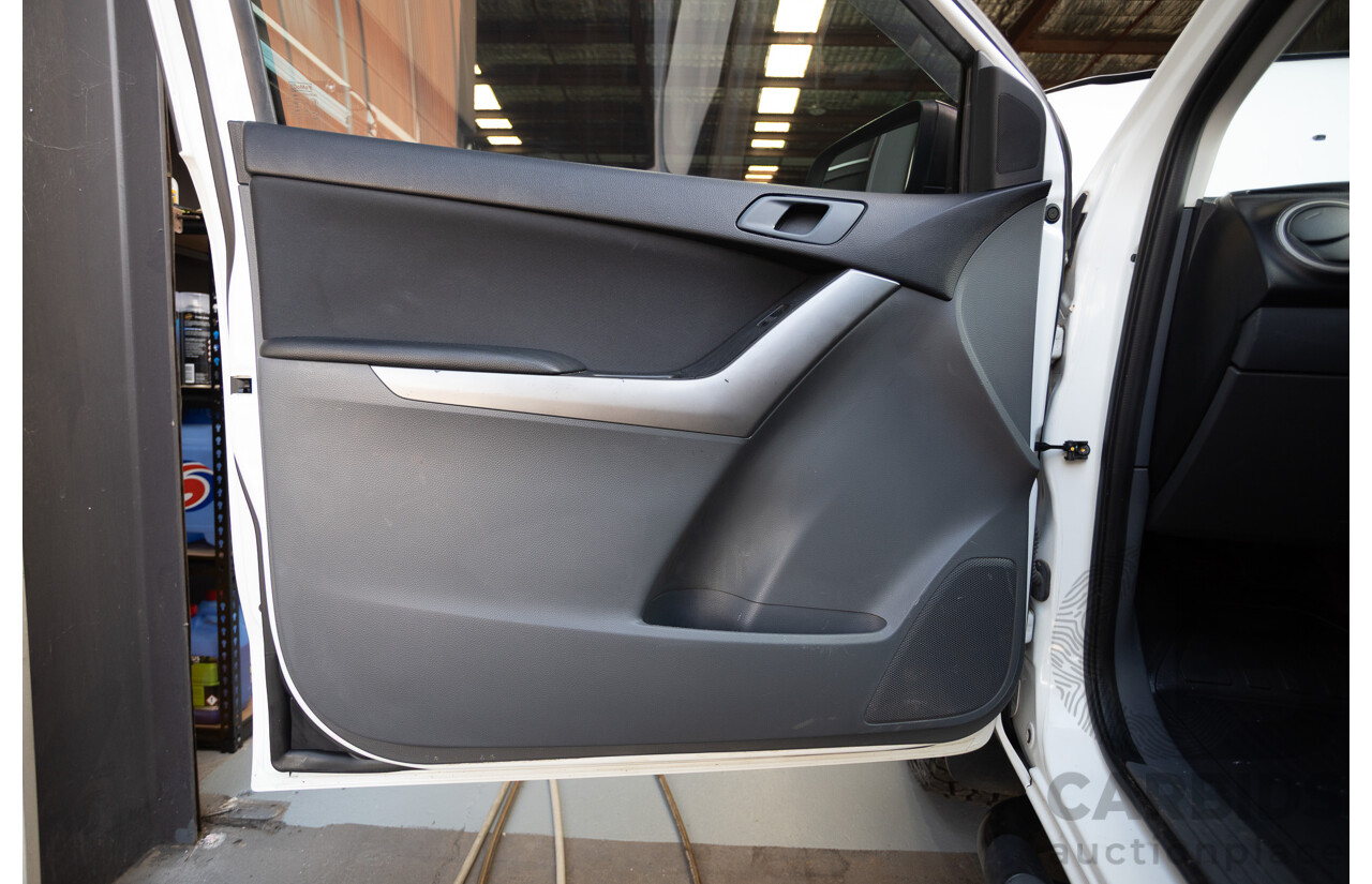 12/2016 Mazda BT-50 XT Hi-Rider (4x2) MY16 Cab Chasis Cool White Turbo Diesel 2.2L