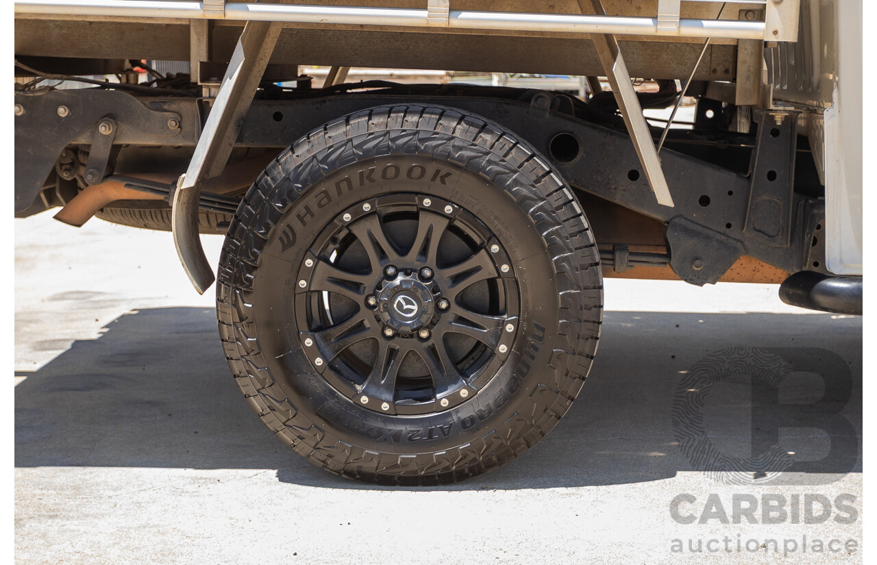 12/2016 Mazda BT-50 XT Hi-Rider (4x2) MY16 Cab Chasis Cool White Turbo Diesel 2.2L