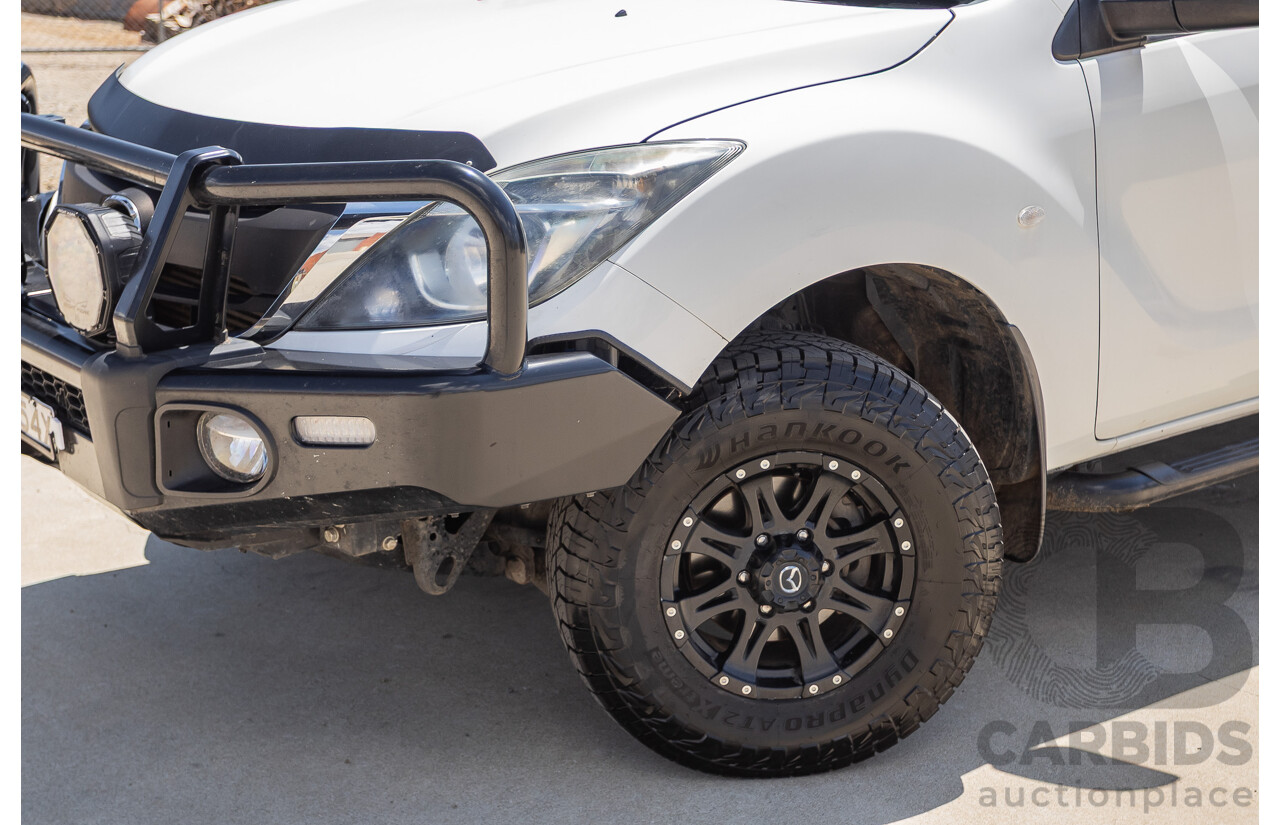 12/2016 Mazda BT-50 XT Hi-Rider (4x2) MY16 Cab Chasis Cool White Turbo Diesel 2.2L