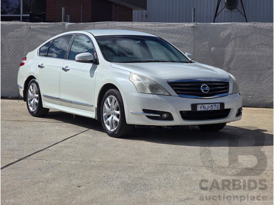 11/2009 Nissan Maxima 350 ST-S J32 4d Sedan White 3.5L