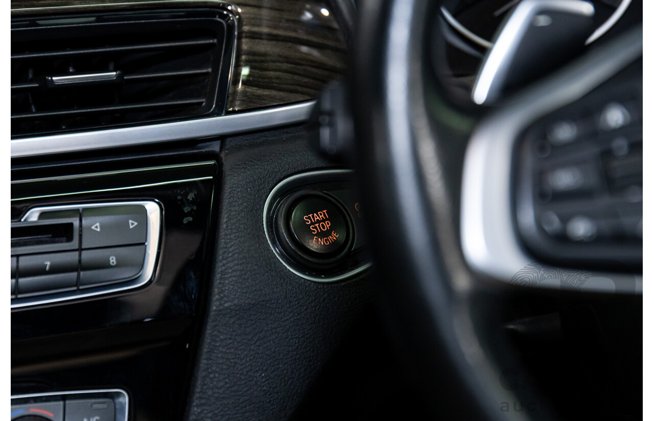 01/2016 BMW X1 sDrive20i xLine (FWD) F48 4d Wagon Meditteranean Blue Metallic Turbo 2.0L