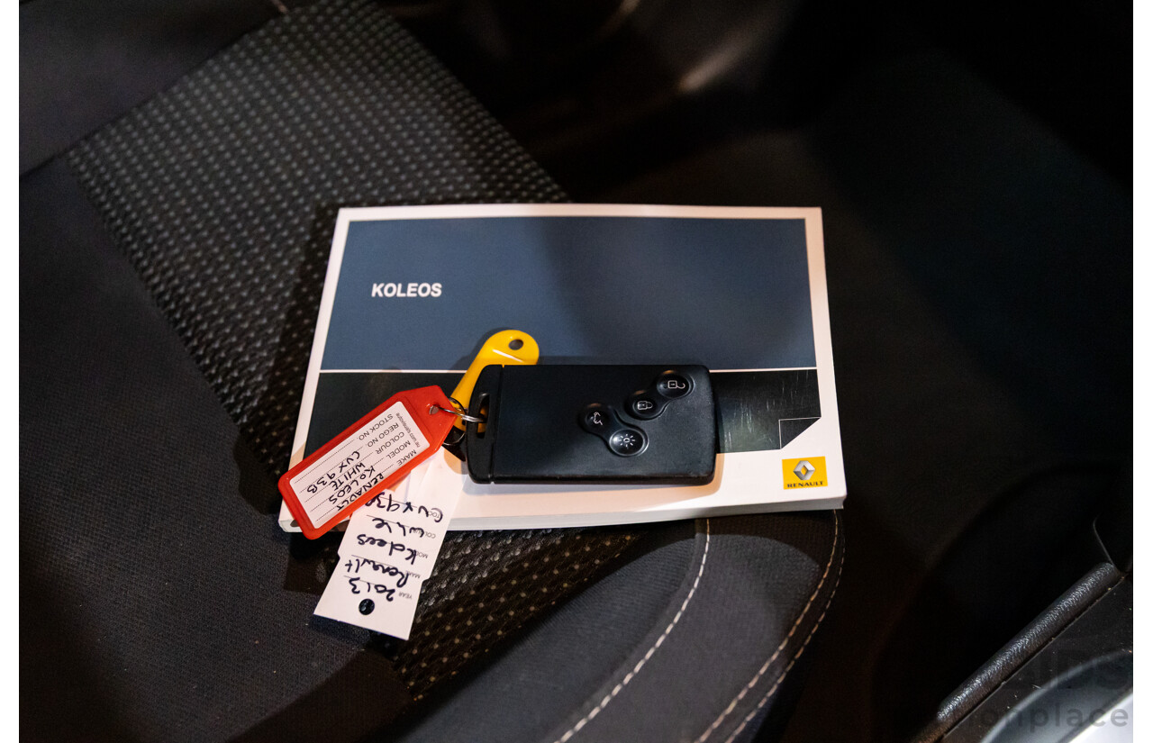 1/2014 Renault Koleos Expression (4x2) H45 Phase III 4d Wagon White Pearl 2.5L