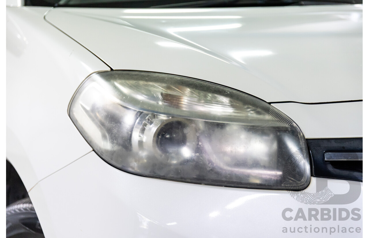 1/2014 Renault Koleos Expression (4x2) H45 Phase III 4d Wagon White Pearl 2.5L