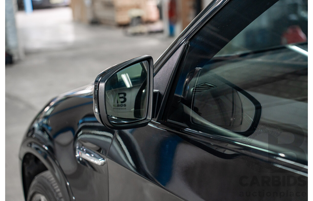 7/2011 BMW X5 M (AWD) E70 MY10 4d Wagon Black Sapphire Metallic Twin Turbo V8 4.4L