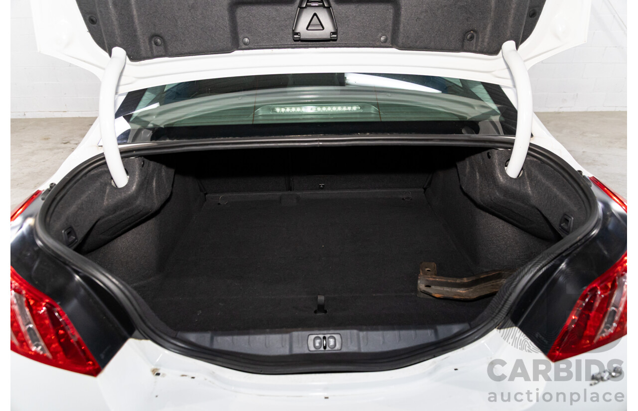 6/2014 Peugeot 508 Allure HDi MY13 4d Sedan Bianca White Turbo Diesel 2.0L