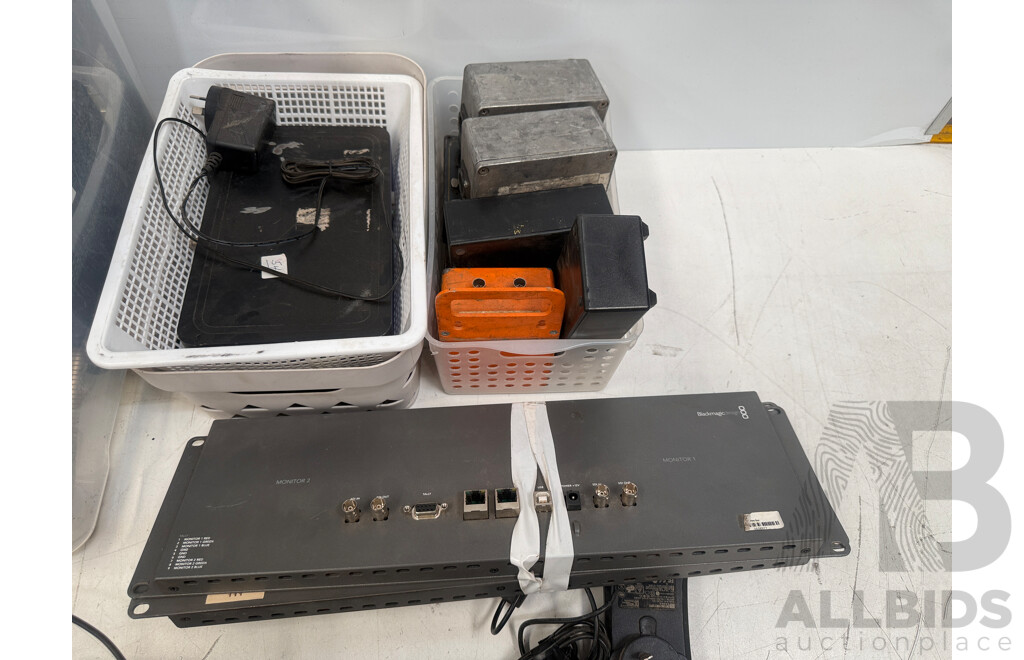 Pallet Containing Various - Electrical/AV/Visual Equipment