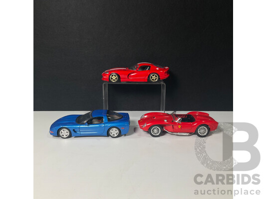 Set of Three Bburago Model Cars Including Chevrolet Corvette C5, Viper Dodge GTS Coupe and Ferrari 250 Testa Rossa 1:18 Scale Models