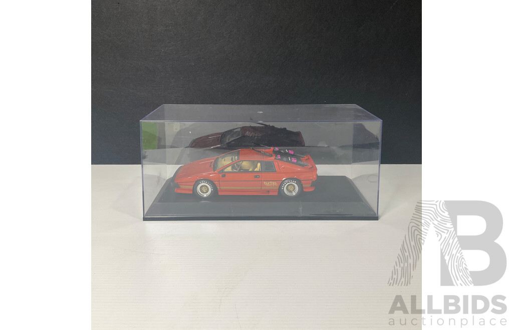Autoart Lotus Esprit Turbo Model Car in Display Case 1:18 Scale