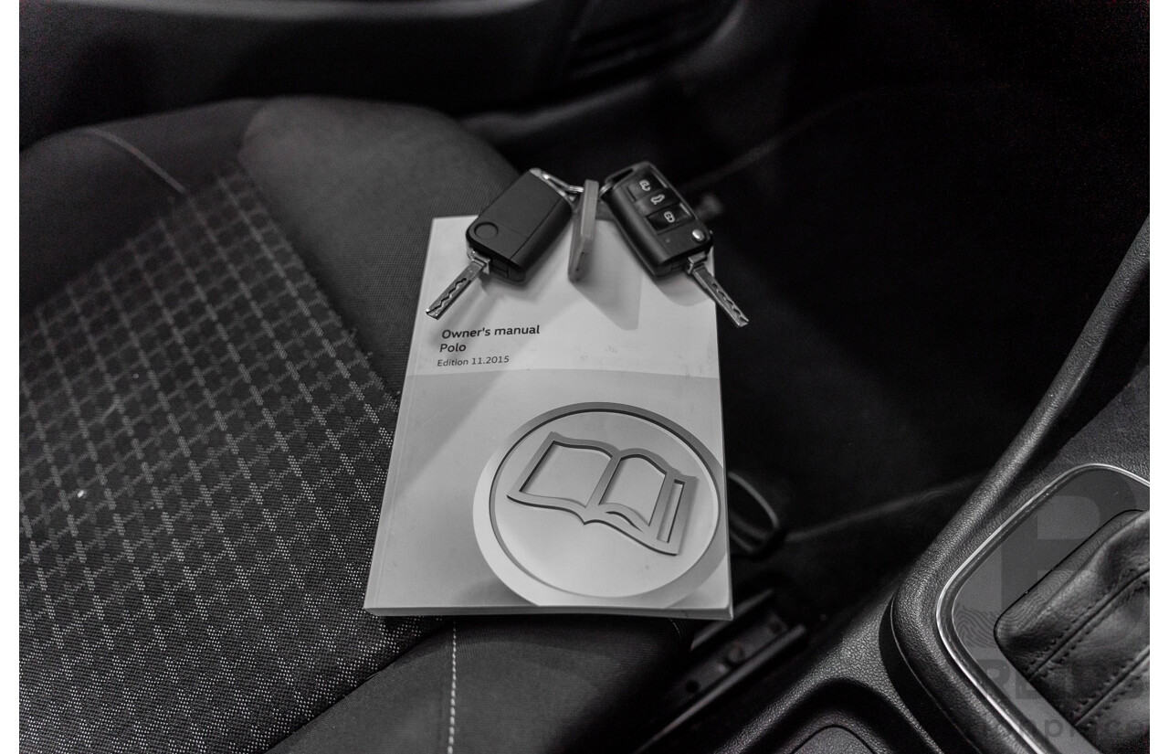 06/2016 Volkswagen Polo 81 TSI Comfortline (FWD) 6R MY16 5d Hatchback Cornflower Blue Turbo 1.2L