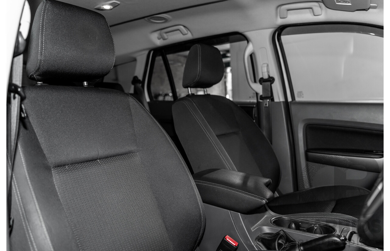 03/2016 Ford Everest Trend (AWD) UA 4d Wagon Cool White Turbo Diesel 3.2L