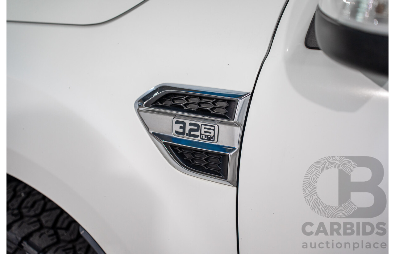 03/2016 Ford Everest Trend (AWD) UA 4d Wagon Cool White Turbo Diesel 3.2L