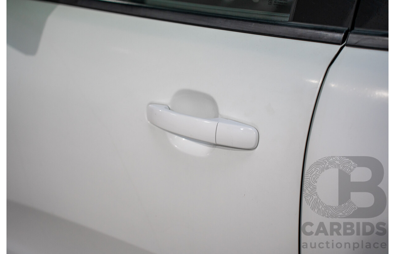 03/2016 Ford Everest Trend (AWD) UA 4d Wagon Cool White Turbo Diesel 3.2L