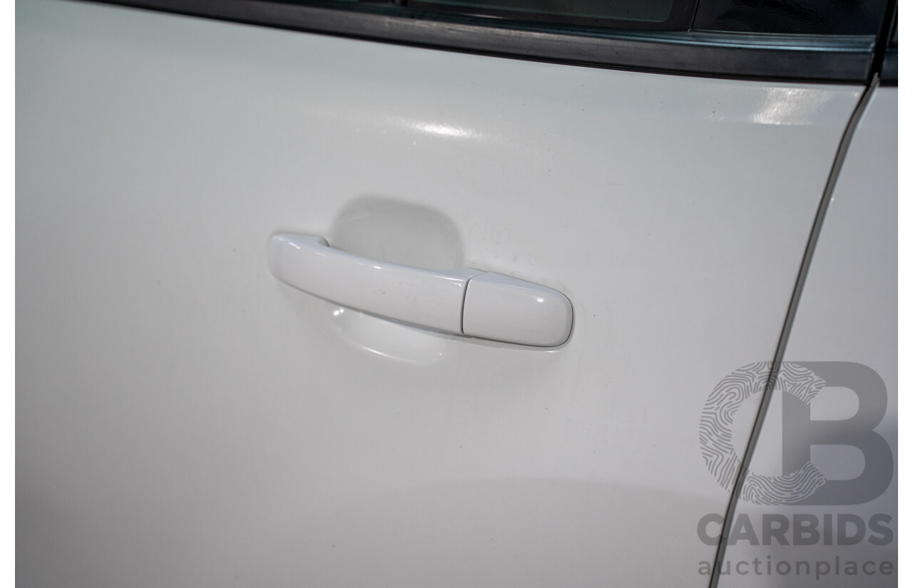 03/2016 Ford Everest Trend (AWD) UA 4d Wagon Cool White Turbo Diesel 3.2L