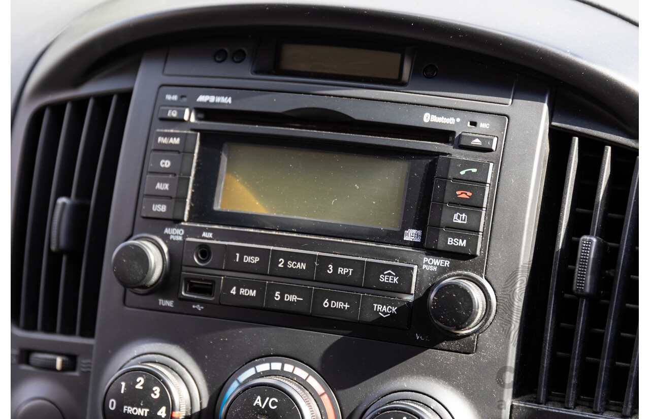 6/2011 Hyundai iLoad Crew (RWD) TQ MY11 4d Van Creamy White Turbo Diesel 2.5L