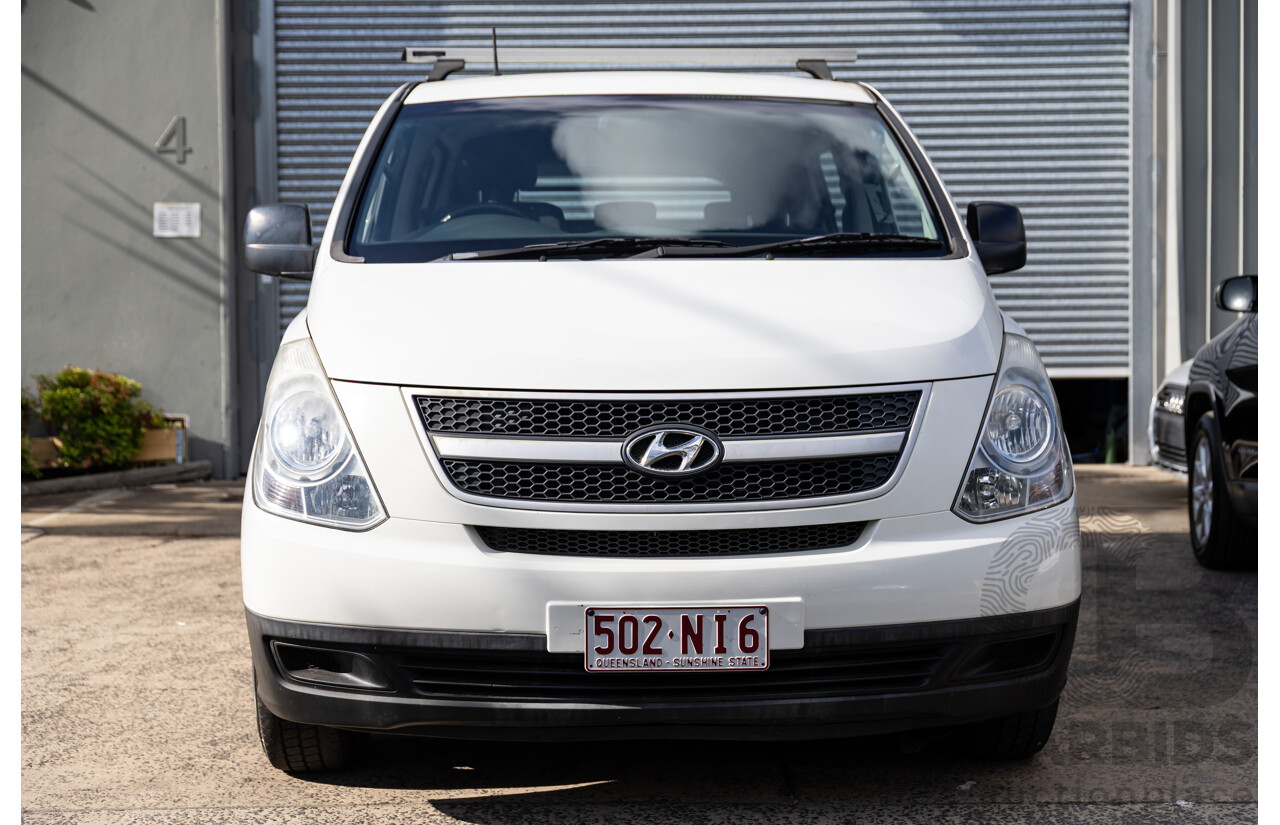 6/2011 Hyundai iLoad Crew (RWD) TQ MY11 4d Van Creamy White Turbo Diesel 2.5L