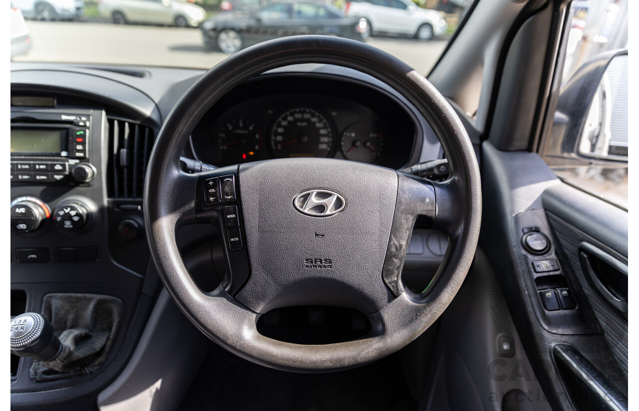 6/2011 Hyundai iLoad Crew (RWD) TQ MY11 4d Van Creamy White Turbo Diesel 2.5L