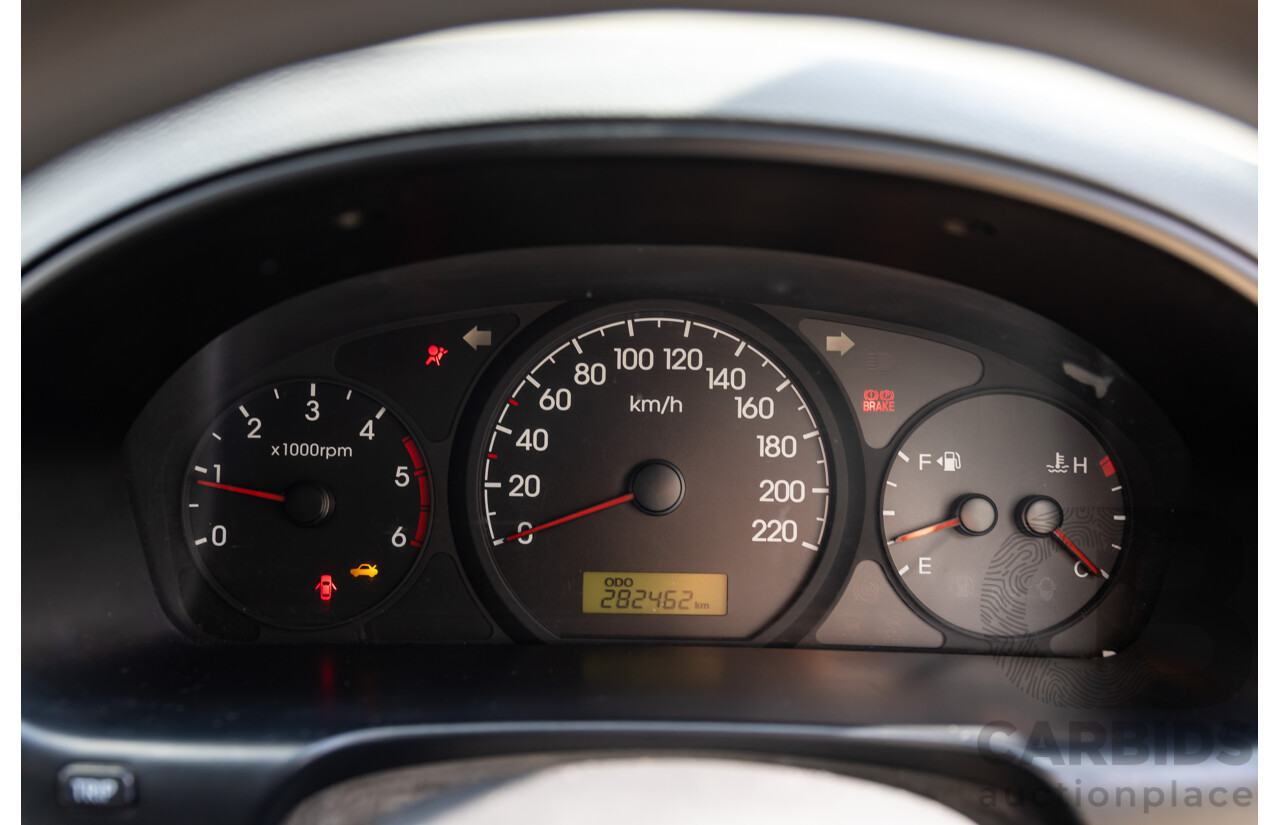 6/2011 Hyundai iLoad Crew (RWD) TQ MY11 4d Van Creamy White Turbo Diesel 2.5L