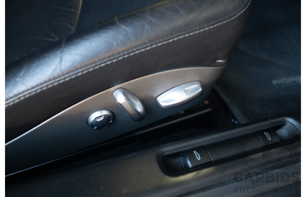 7/2011 Porsche Cayman 987 MY11 2D Coupe Carrara White 2.9L