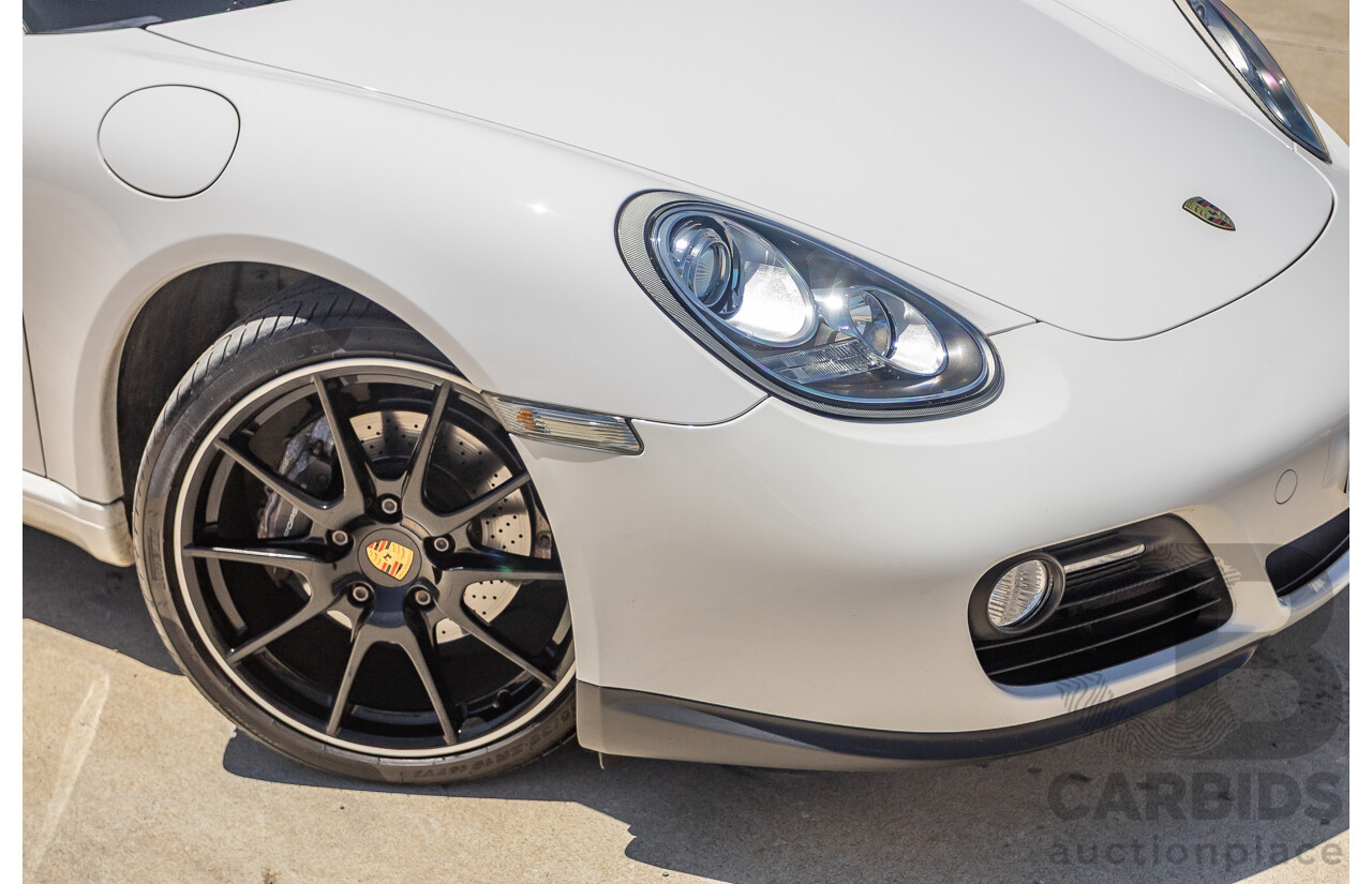 7/2011 Porsche Cayman 987 MY11 2D Coupe Carrara White 2.9L