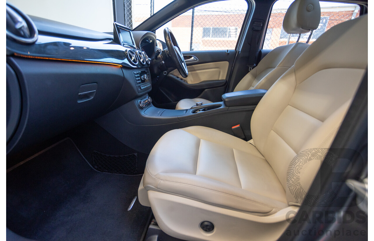 4/2014 Mercedes-Benz B250 246 MY14 5D Hatchback Mountain Grey Metallic Turbo 2.0L