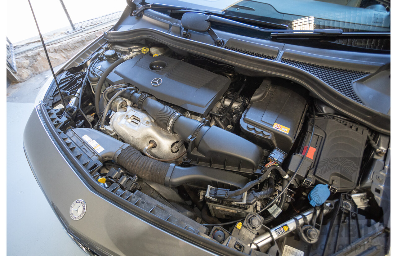 4/2014 Mercedes-Benz B250 246 MY14 5D Hatchback Mountain Grey Metallic Turbo 2.0L