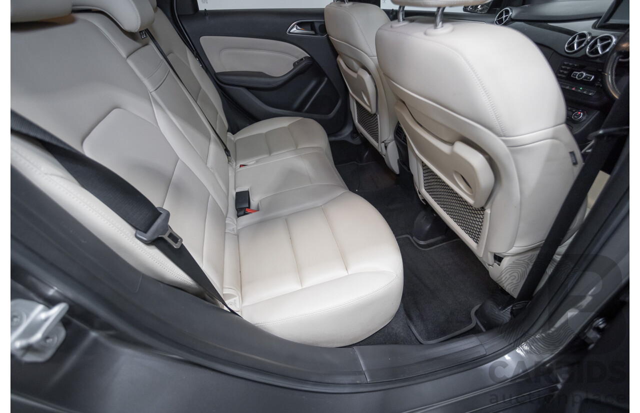 4/2014 Mercedes-Benz B250 246 MY14 5D Hatchback Mountain Grey Metallic Turbo 2.0L