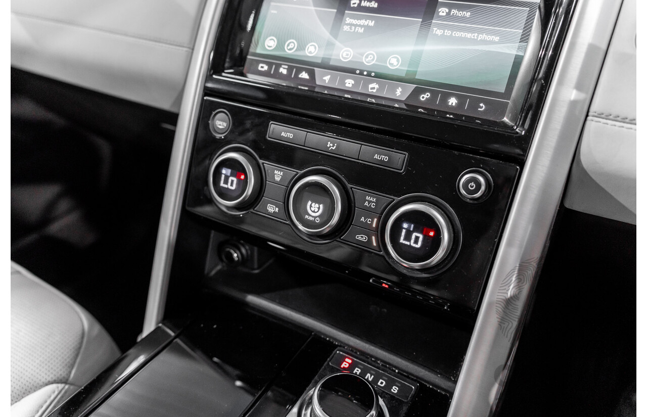 12/2017 Land Rover Discovery TD6 HSE (4WD) MY17 4d Wagon Firenze Red Metallic Turbo Diesel V6 3.0L