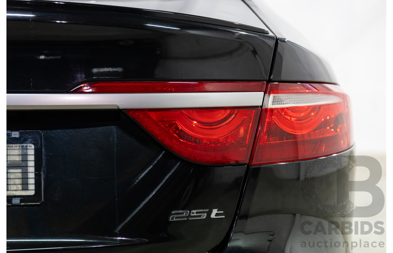 10/2018 Jaguar XF 25t R-Sport (184kW RWD) X260 MY19 4D Sedan Ultimate Black Metallic Turbo 2.0L