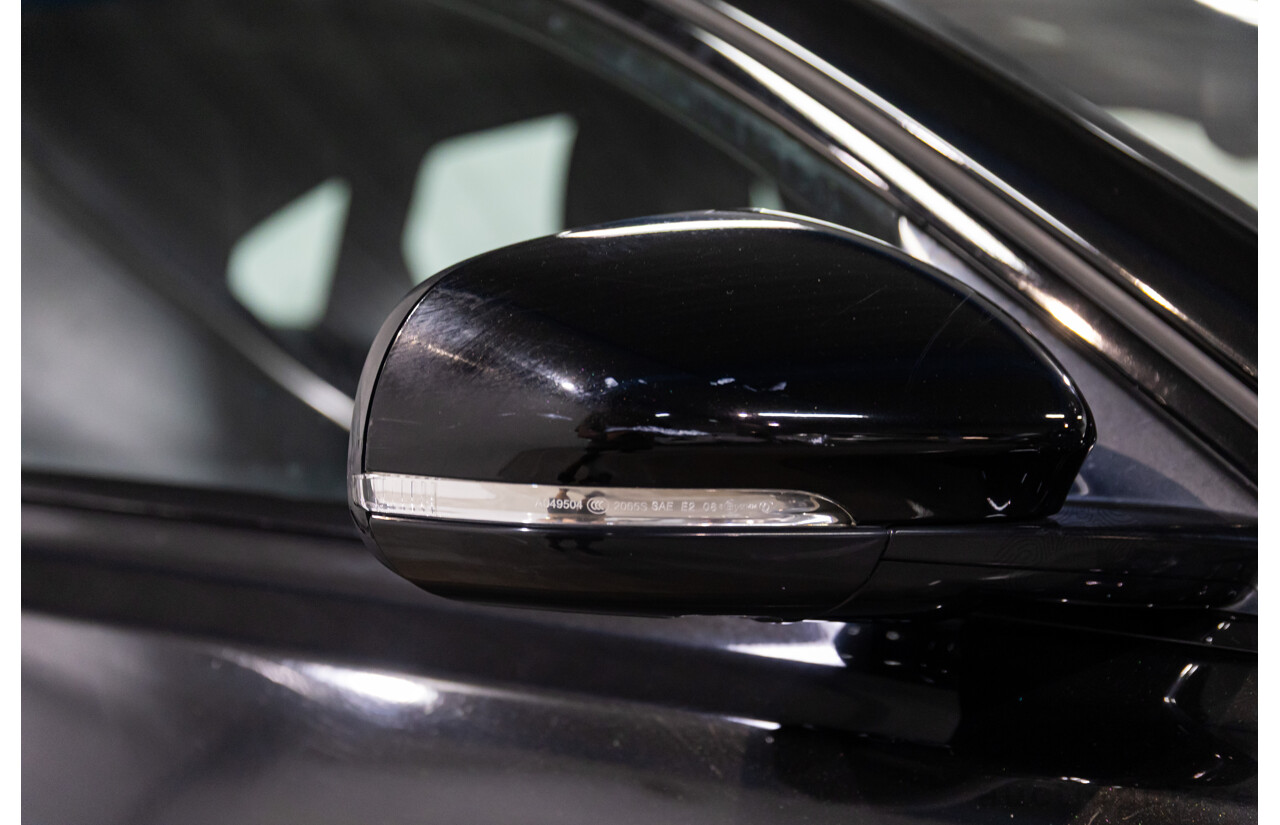 10/2018 Jaguar XF 25t R-Sport (184kW RWD) X260 MY19 4D Sedan Ultimate Black Metallic Turbo 2.0L