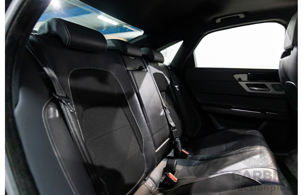 10/2018 Jaguar XF 25t R-Sport (184kW RWD) X260 MY19 4D Sedan Ultimate Black Metallic Turbo 2.0L