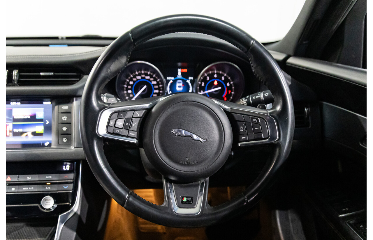 10/2018 Jaguar XF 25t R-Sport (184kW RWD) X260 MY19 4D Sedan Ultimate Black Metallic Turbo 2.0L