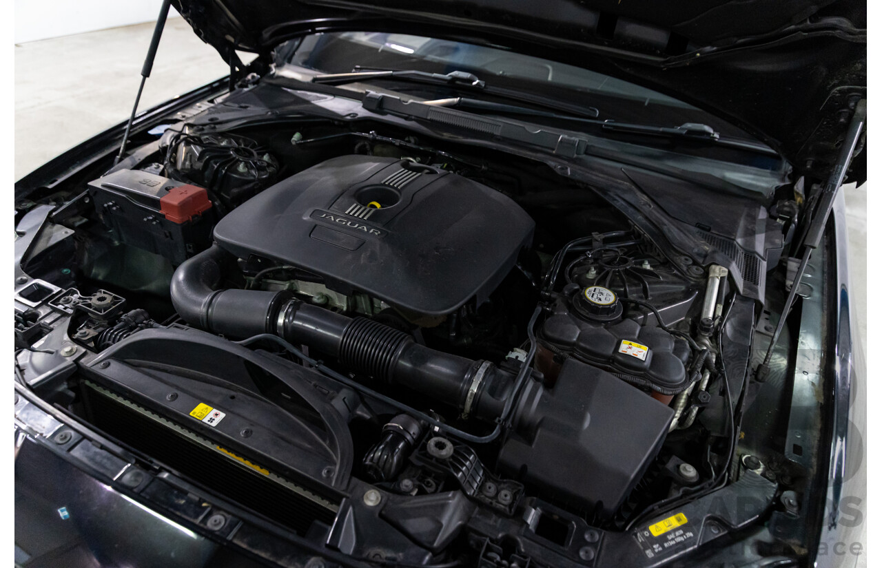 10/2018 Jaguar XF 25t R-Sport (184kW RWD) X260 MY19 4D Sedan Ultimate Black Metallic Turbo 2.0L