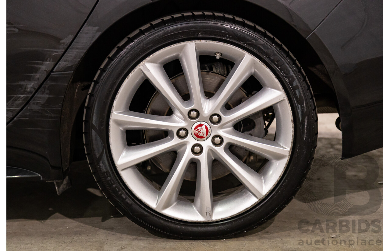 10/2018 Jaguar XF 25t R-Sport (184kW RWD) X260 MY19 4D Sedan Ultimate Black Metallic Turbo 2.0L