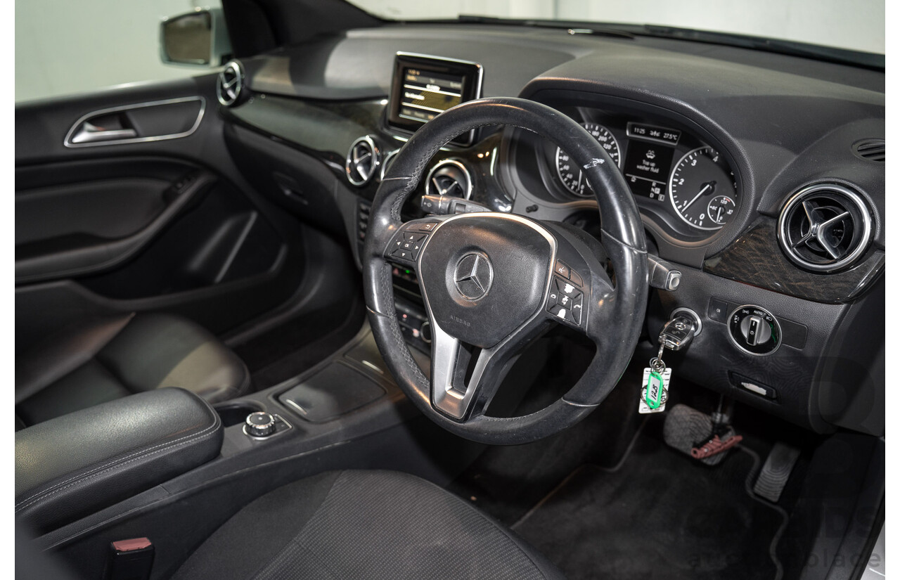 8/2012 Mercedes-Benz B200 CDI BE 246 MY13 5d Hatchback Polar Silver Metallic Turbo Diesel 1.8L