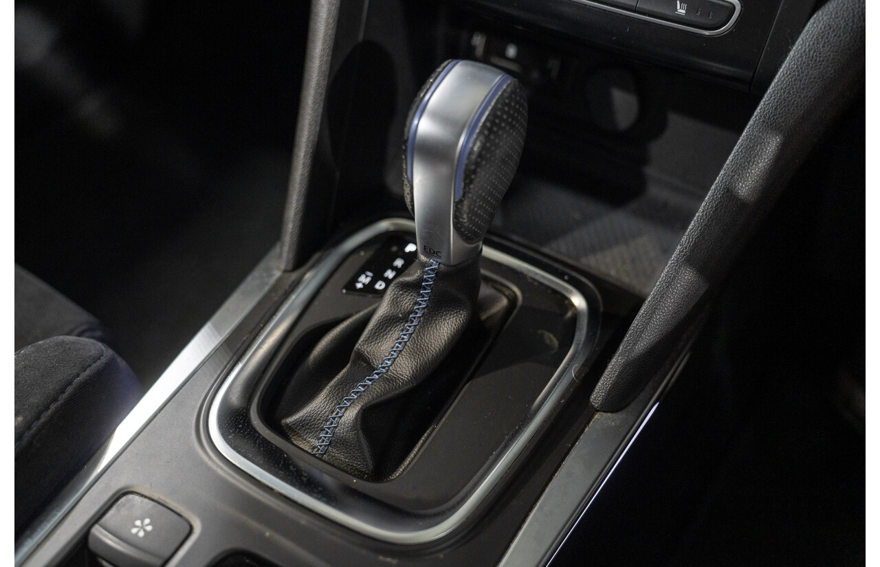 08/2018 Renault Megane GT-Line (FWD) XFB-BFB 5d Hatchback Blue Berlin Metallic Turbo 1.2L