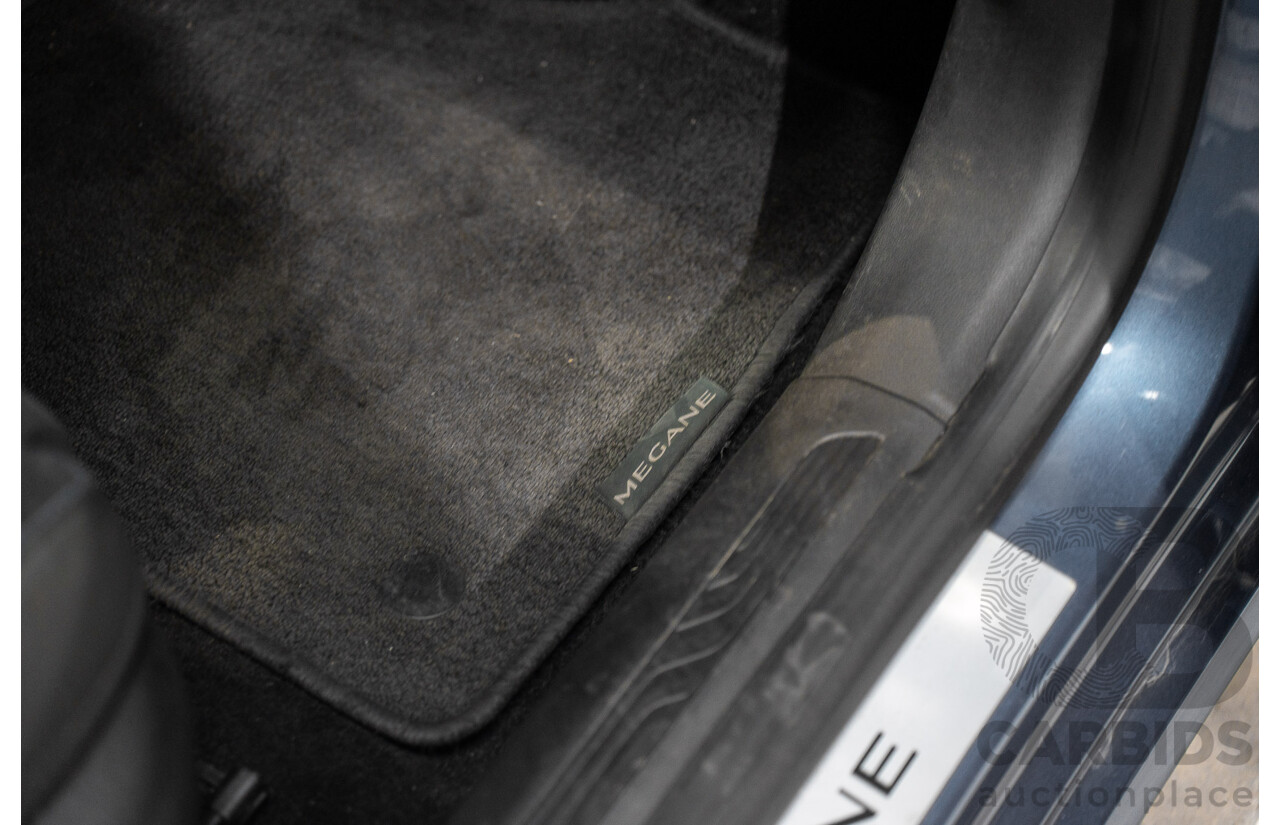 08/2018 Renault Megane GT-Line (FWD) XFB-BFB 5d Hatchback Blue Berlin Metallic Turbo 1.2L