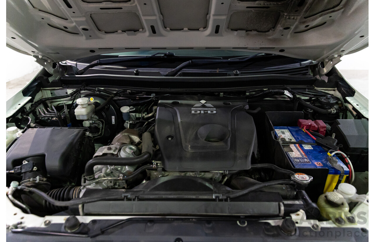 04/2018 Mitsubishi Triton GLX Plus (4x4) MQ MY18 Dual Cab Utility Solid White Turbo Diesel 2.4L