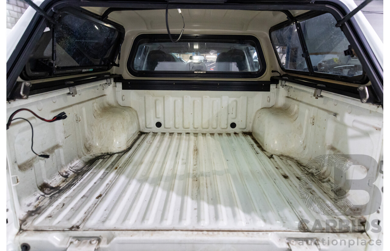 04/2018 Mitsubishi Triton GLX Plus (4x4) MQ MY18 Dual Cab Utility Solid White Turbo Diesel 2.4L