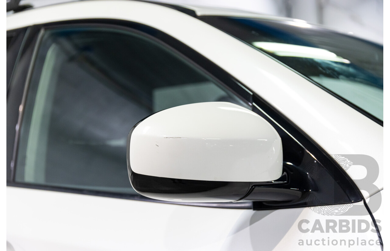 10/2015 Nissan Pathfinder ST (4x2) R52 4d Wagon Ivory White Pearl V6 3.5L - 7 Seater