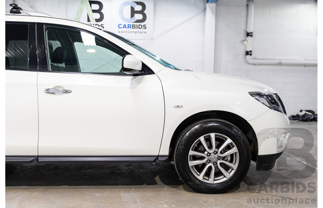 10/2015 Nissan Pathfinder ST (4x2) R52 4d Wagon Ivory White Pearl V6 3.5L - 7 Seater
