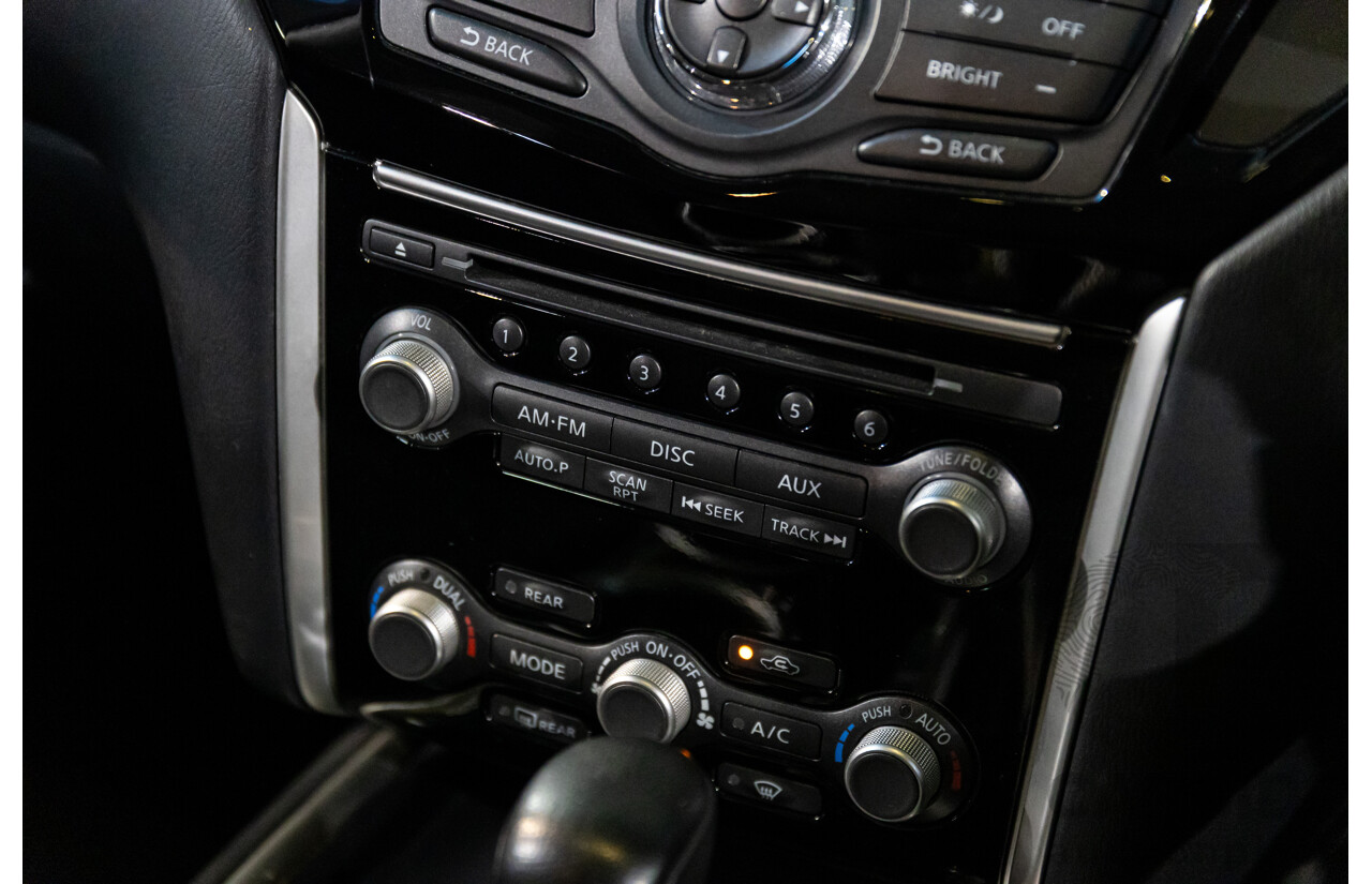 10/2015 Nissan Pathfinder ST (4x2) R52 4d Wagon Ivory White Pearl V6 3.5L - 7 Seater