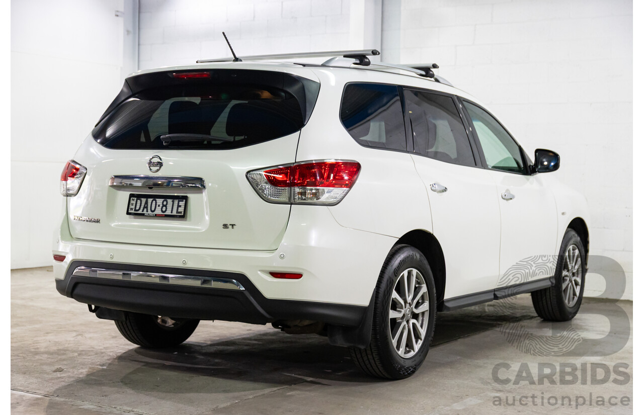 10/2015 Nissan Pathfinder ST (4x2) R52 4d Wagon Ivory White Pearl V6 3.5L - 7 Seater