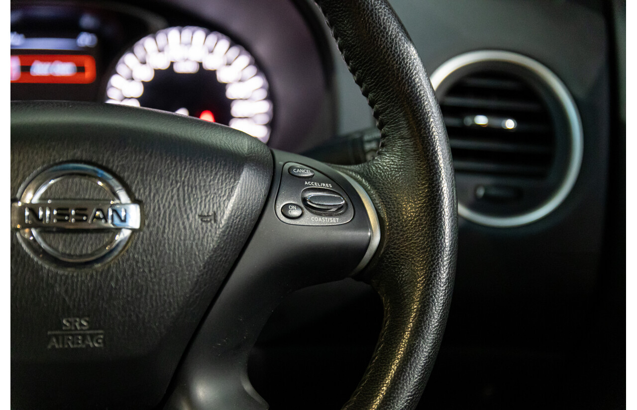 10/2015 Nissan Pathfinder ST (4x2) R52 4d Wagon Ivory White Pearl V6 3.5L - 7 Seater