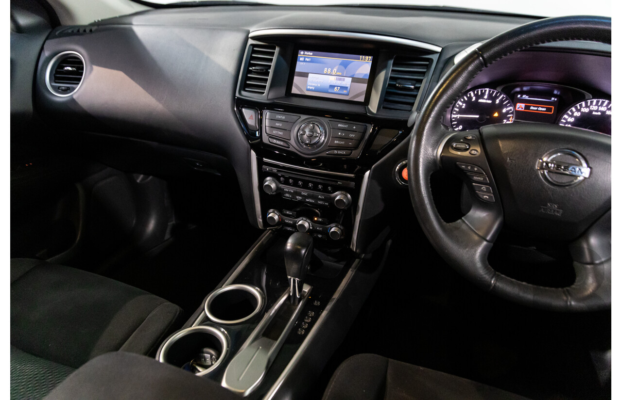 10/2015 Nissan Pathfinder ST (4x2) R52 4d Wagon Ivory White Pearl V6 3.5L - 7 Seater