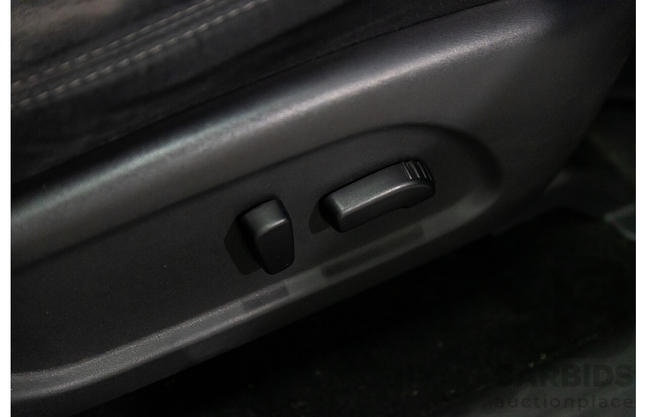 10/2015 Nissan Pathfinder ST (4x2) R52 4d Wagon Ivory White Pearl V6 3.5L - 7 Seater