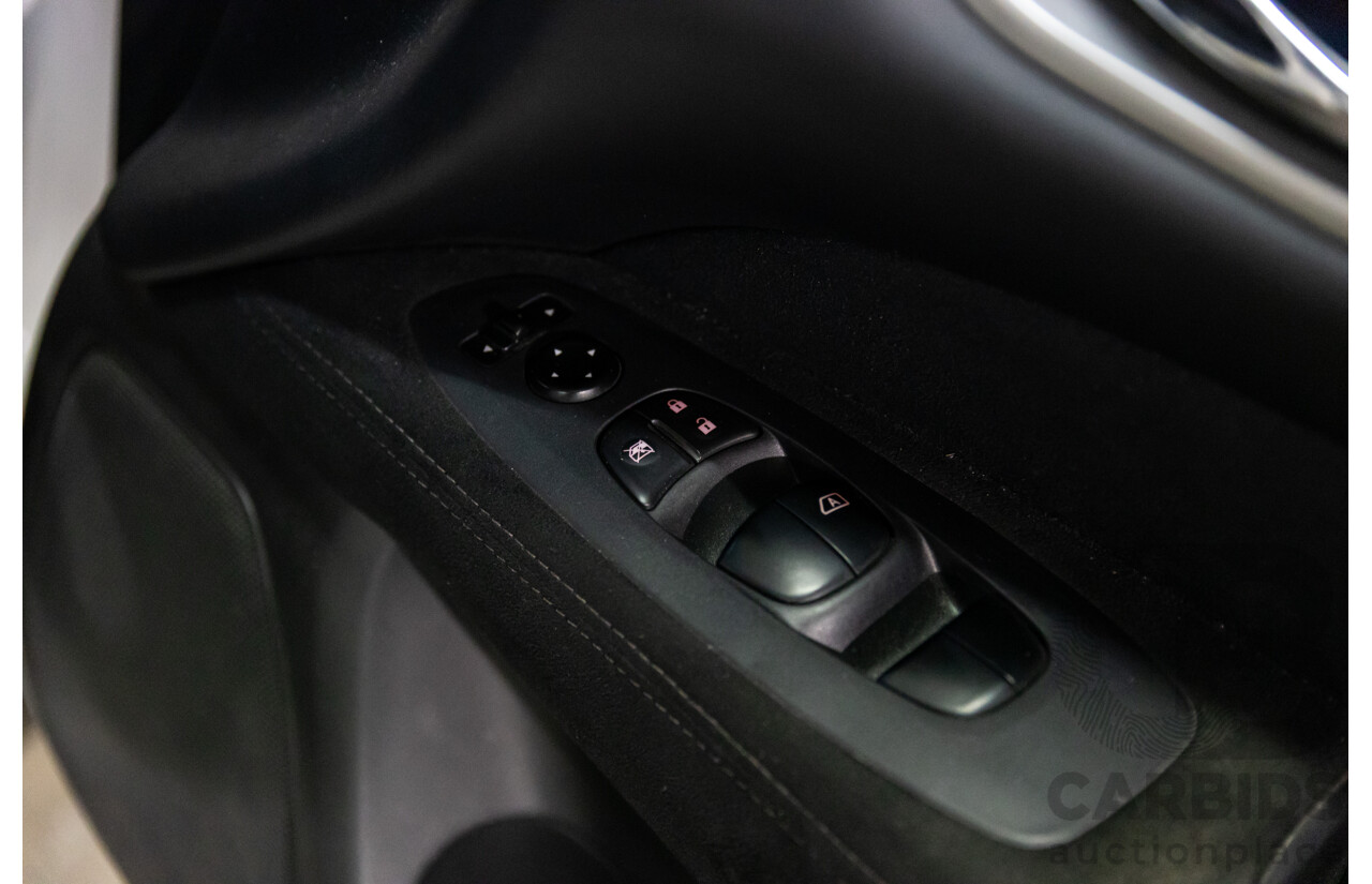 10/2015 Nissan Pathfinder ST (4x2) R52 4d Wagon Ivory White Pearl V6 3.5L - 7 Seater